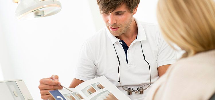 Zahn­implantate